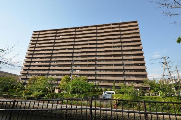 ���n�O�ώʐ^ �Ŋ��w�͓�C�{���u��v�w�k���W���I�w�߁���ӂɂ͐����ɕ֗��Ȏ{�݂��_�݁B�Z�L�����e�B�ʂł́A�[��ɍ쓮����I�[�g���b�N�V�X�e����ݒu