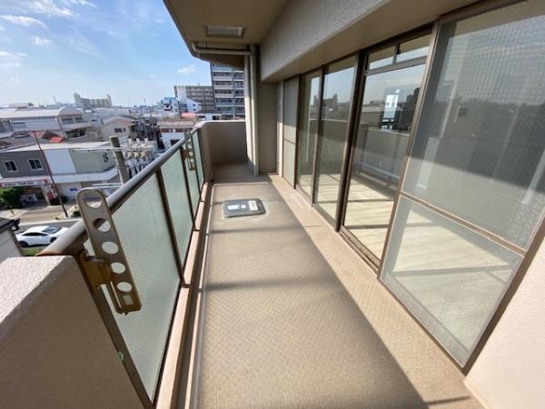 Z˂̒]ʐ^ oRj[̒]ʐ^ł