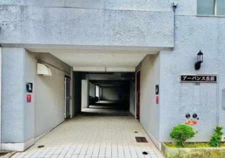 �G���g�����X -