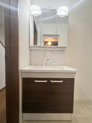 ���ʑ�E���ʏ� -