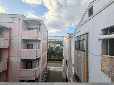 �Z�˂���̒��]�ʐ^ -