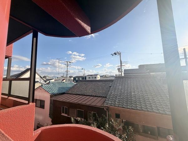 �Z�˂���̒��]�ʐ^ -