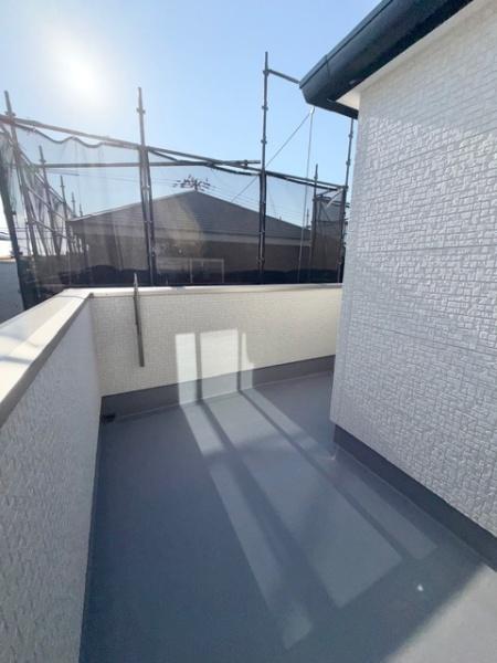 �o���R�j�[ -