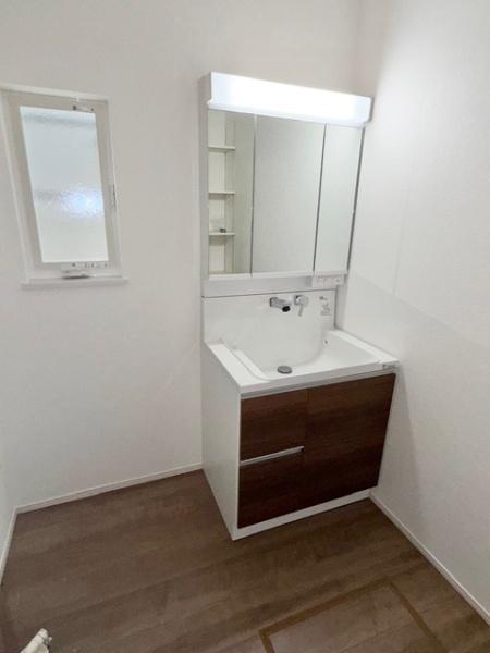 ���ʑ�E���ʏ� -