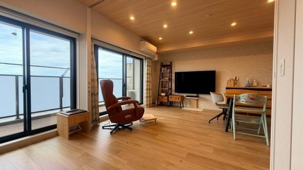 ���r���O -