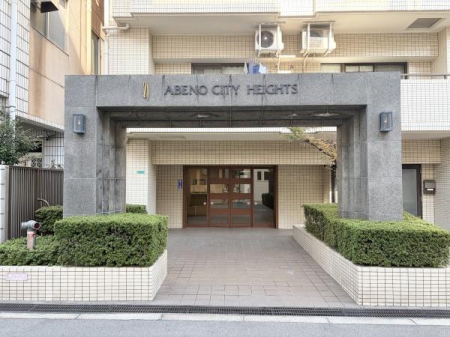 �G���g�����X -