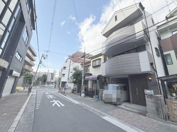 �O�ʓ��H�܂ތ��n�ʐ^ -