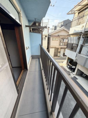 �o���R�j�[ -