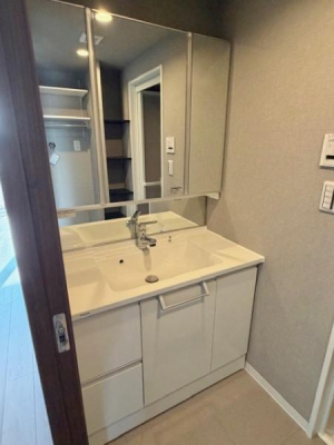 ���ʑ�E���ʏ� -