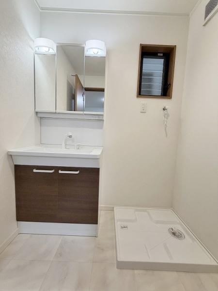 ���ʑ�E���ʏ� -