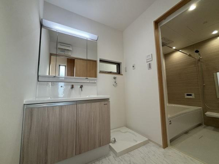 ���ʑ�E���ʏ� -