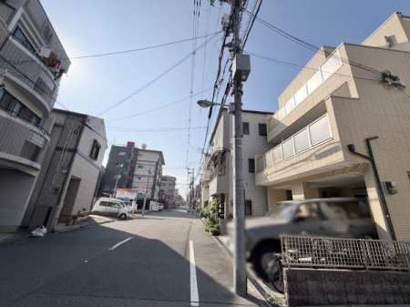 �O�ʓ��H�܂ތ��n�ʐ^ -