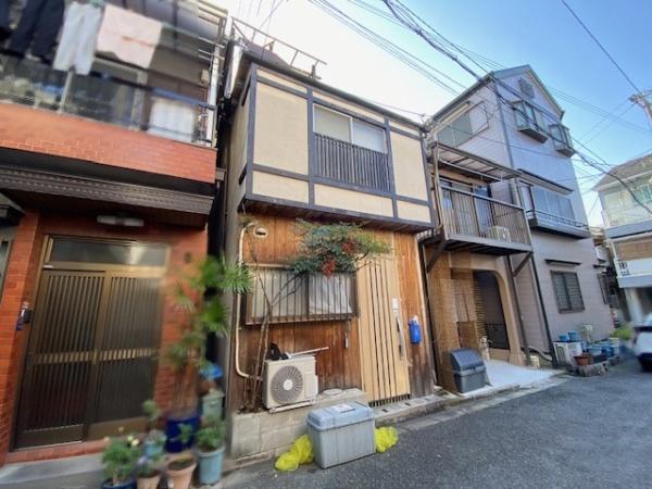 �O�ʓ��H�܂ތ��n�ʐ^ -