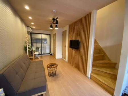 ���r���O -