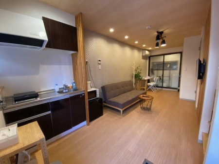 ���r���O -