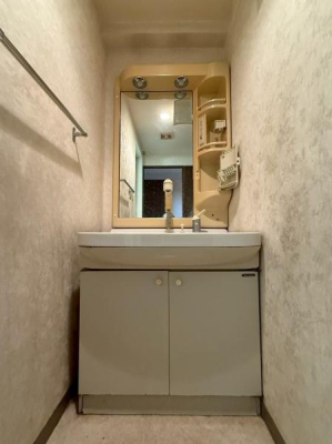 ���ʑ�E���ʏ� -