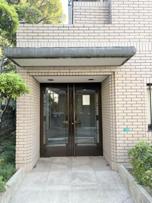 �G���g�����X -