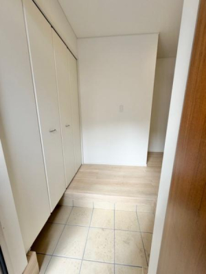 ���� �U�炩�肪���Ȍ��ւ���������̌��֎��[�t��