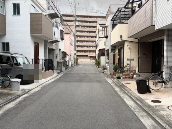 �O�ʓ��H�܂ތ��n�ʐ^ -