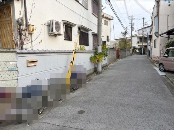 �O�ʓ��H�܂ތ��n�ʐ^ -