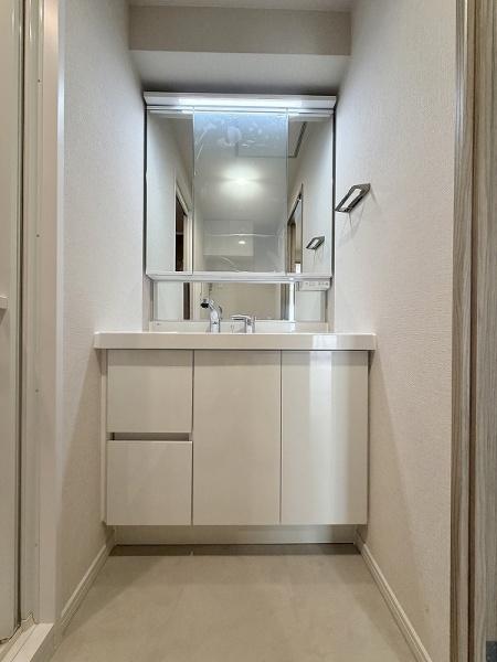 ���ʑ�E���ʏ� -