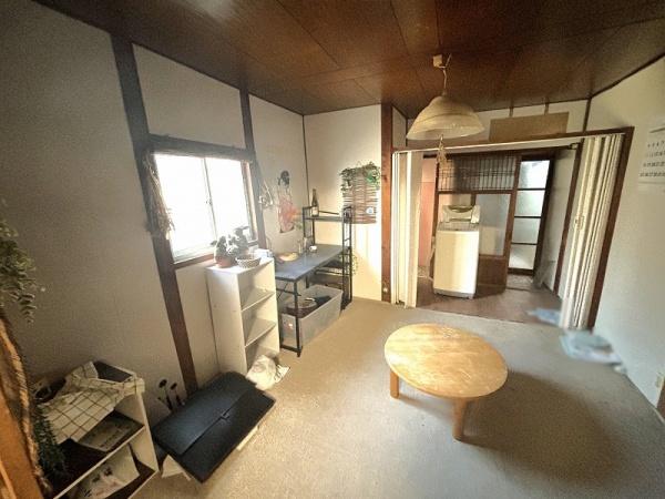 ���r���O -