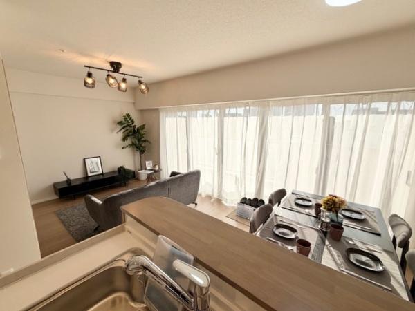 ���r���O -