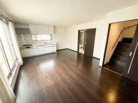 ���r���O -