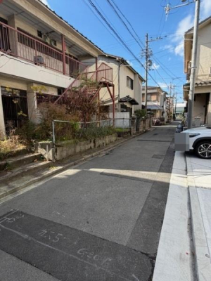 �O�ʓ��H�܂ތ��n�ʐ^ -