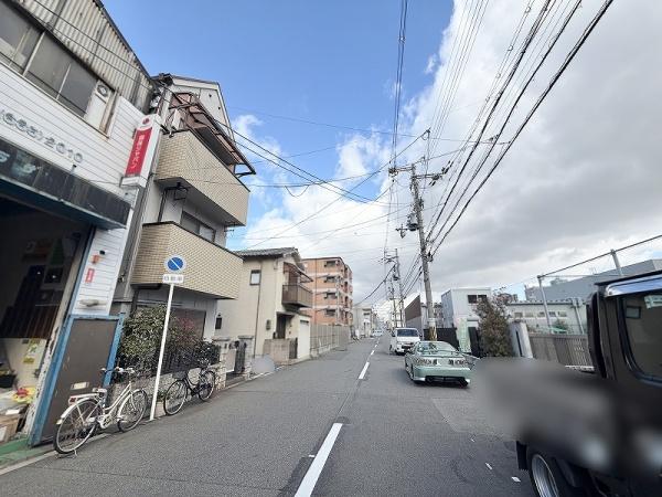 �O�ʓ��H�܂ތ��n�ʐ^ -