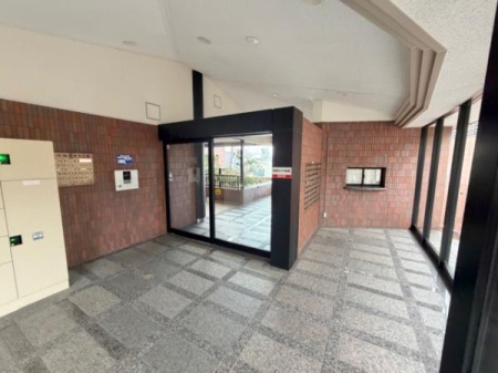 �G���g�����X ��z�{�b�N�X���������Ă��܂��B