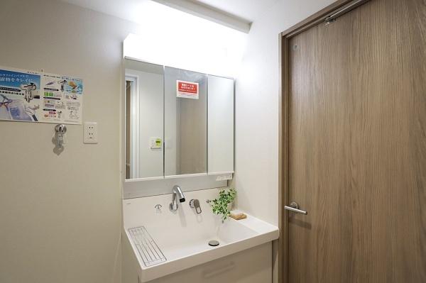 ���ʑ�E���ʏ� -