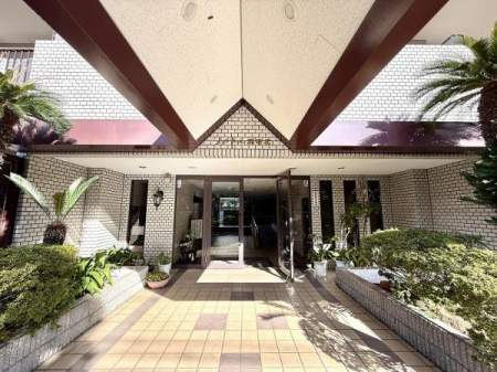 �G���g�����X �Ǘ��l������΂ł��B����������G���g�����X�ł���