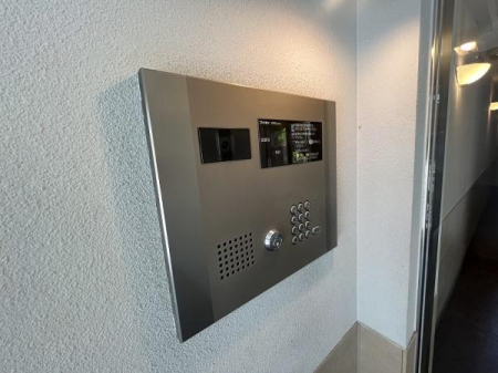 �G���g�����X ���S�̃I�[�g���b�N�t���ł��̂ň��S�ł���