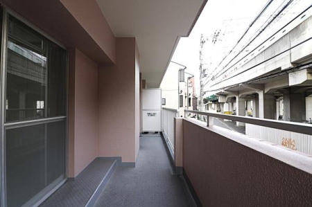 �o���R�j�[ -