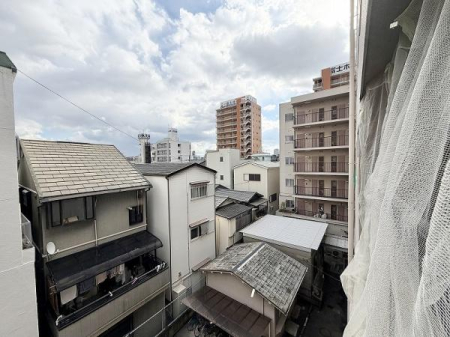 �Z�˂���̒��]�ʐ^ ���o���R�j�[����̒��]�ʐ^�ł��B