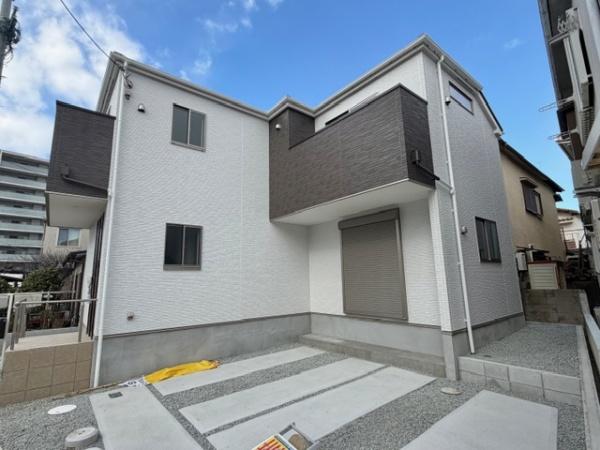 ���ԏ� ������2��\�ł��E���]�ԁE�o�C�N�����~�߂�܂���