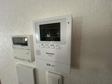 ���̑� ���J�����t���C���^�[�z��