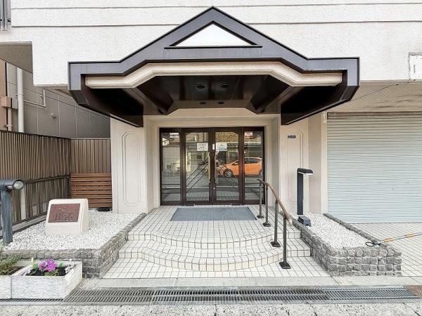 �G���g�����X -