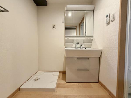 ���ʑ�E���ʏ� -