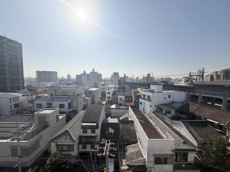 �Z�˂���̒��]�ʐ^ -