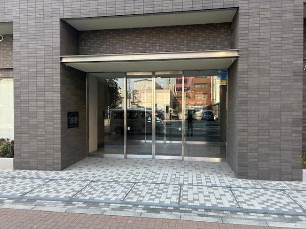 �G���g�����X -