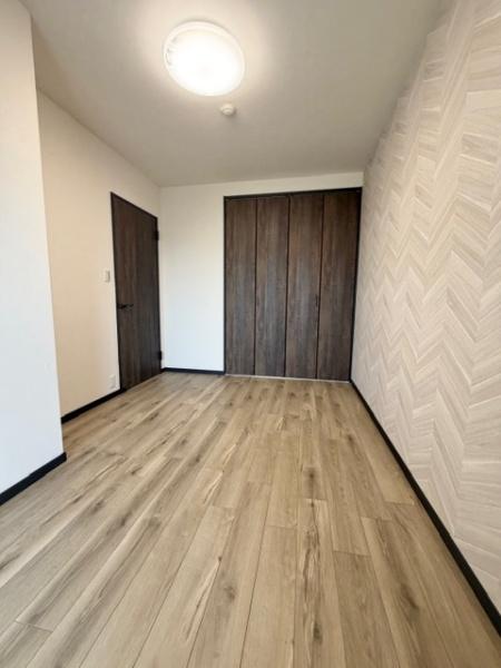 �Q�� �N���[�[�b�g�t�m��