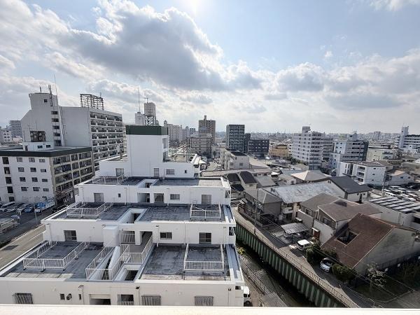 �Z�˂���̒��]�ʐ^ ���o���R�j�[����̒��]�ʐ^�ł��B