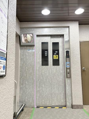 ���̑����p�� �G���x�[�^�[�L