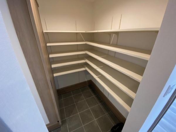 ���� �V���[�Y�C���N���[�[�b�g�ł���