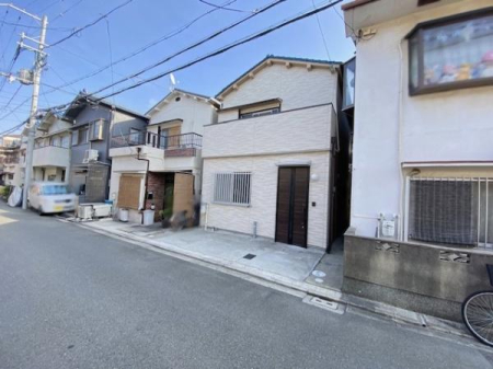 �O�ʓ��H�܂ތ��n�ʐ^ -