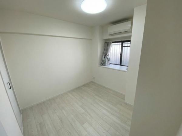 �m�� ���ʐ^�͉Ƌ�������H���Ă���܂��B