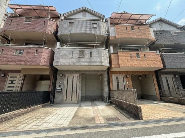 ���n�O�ώʐ^ �X�[�p�[�E��ǁE�R���r�j���A�k�������ɂ���֗��ȗ��n�����͓I�ł��I���w�Z���߂����q�l�̒ʊw�����S�ł��ˁ�