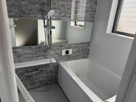 ���� ����̔��������o�X���[���I